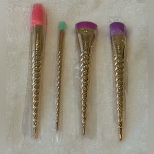 Tarte 4 piece Gold Unicorn Makeup Brush Set